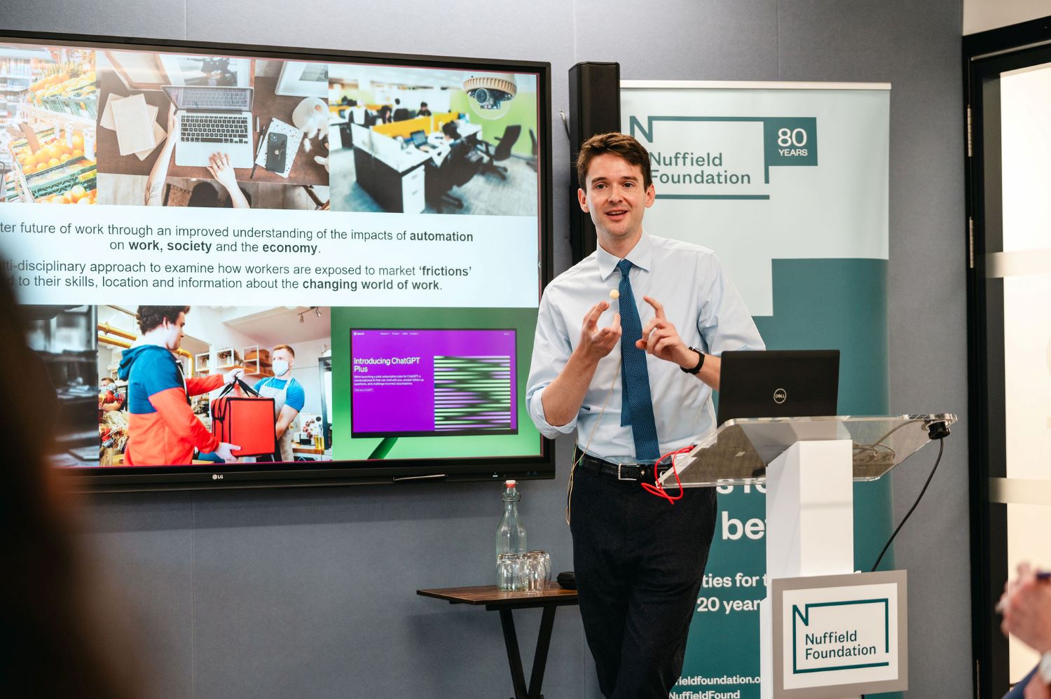 Jonathan Clarke presentation Dr Jonathan Clarke giving a presentation on IFOW research